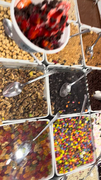 Fabi's Frozen Yogurt by null