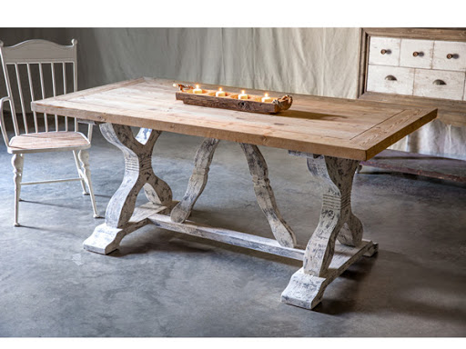 Country Vintage Home