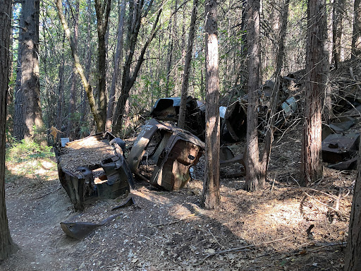 Vehicle Graveyard - Thumbnail