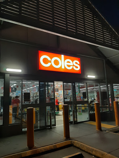Coles Old Bar - Visual