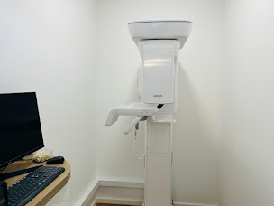 Photo n°4 de Dr Inès Sanaa-dentiste-arcachon à Arcachon (Cabinet dentaire)