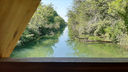 House of the nature of the old canal - Thumbnail