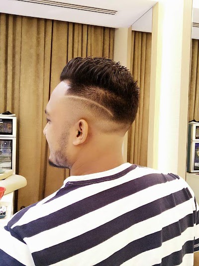 Photos of 𝐌𝐔𝐍𝐍𝐀 & 𝐆𝐔𝐘𝐒 (Best Men Salon, Spa & Gents Parlour)