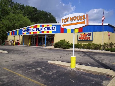 Photos of Toy House & Baby Too