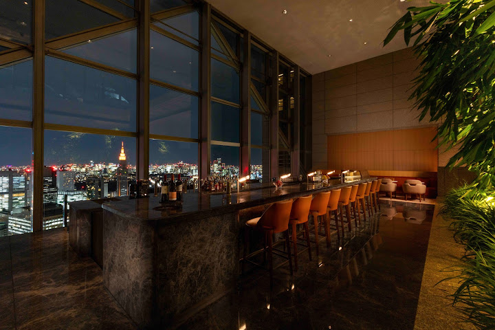 The Peak Lounge & Bar by null