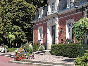 Photo n°13 de Mairie Le Rheu à Le Rheu (Hôtel de ville)