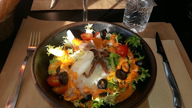 Ladune