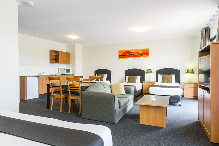 Alpha Hotel Canberra by null