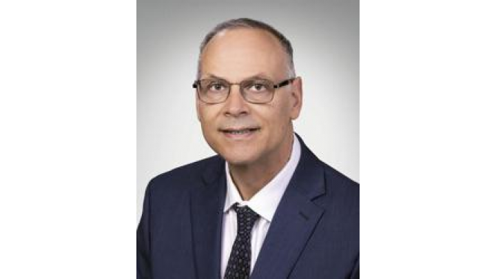 Antonio Regino Roman Md