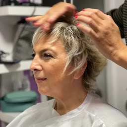 Photo n°18 de Polynesian Artist coiffure à Antibes (Salon de coiffure)