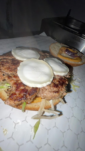 Azz kitchen