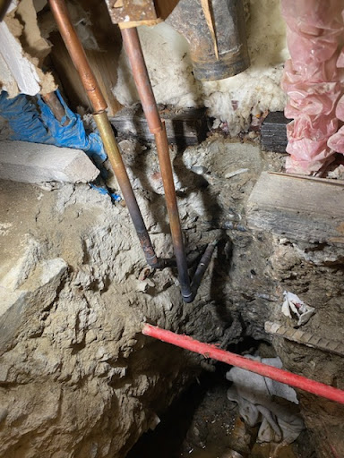 Commando Plumbing - Visual
