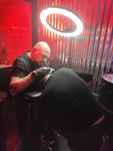 L'Homme O Bar - Bar Gay et Fetish Biarritz - Thumbnail