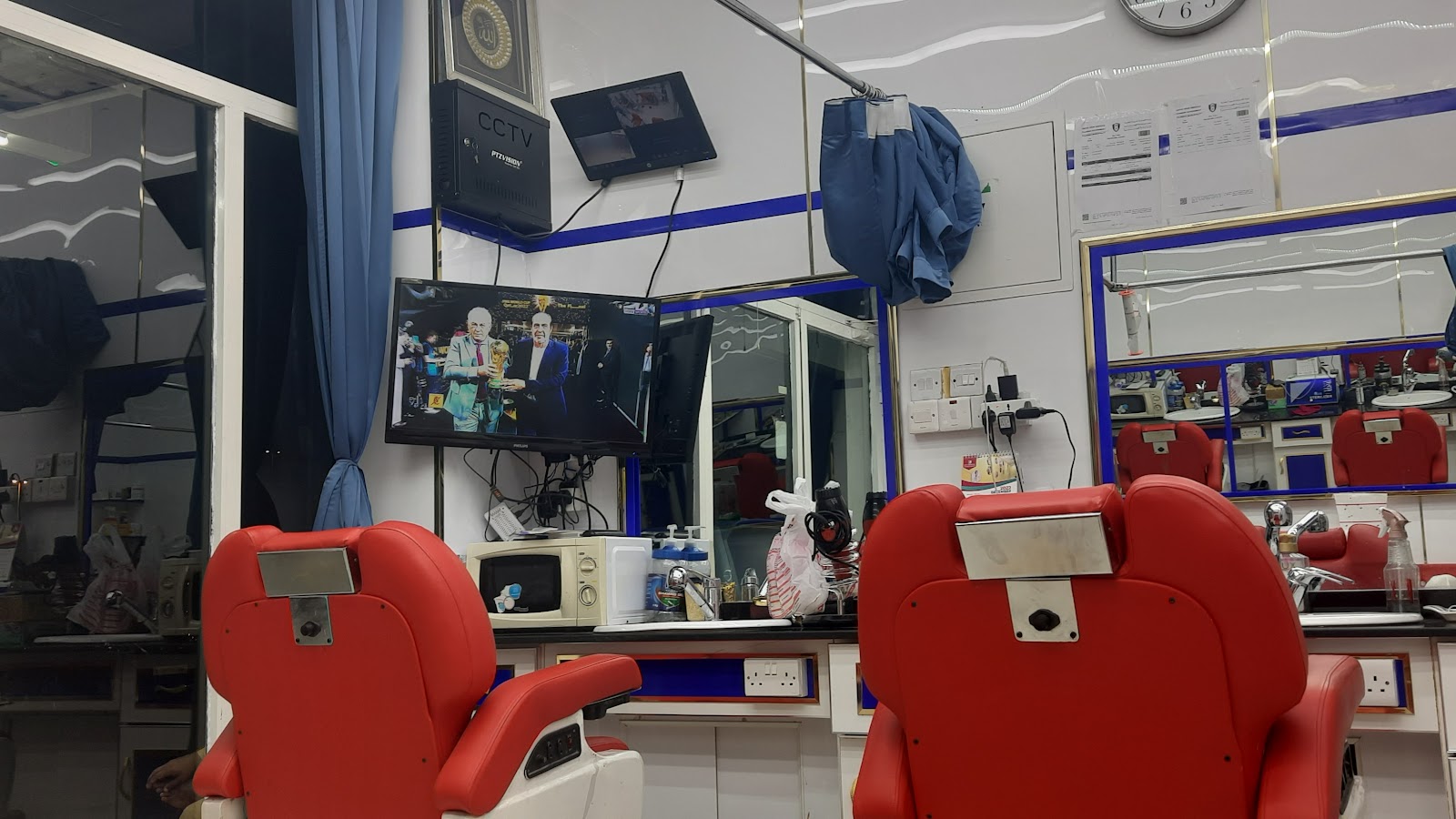 Abu Adnan Salon - صورة 2