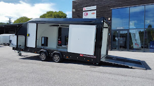 Photo n°2 de DEPARIS & CO - remorques DEBON, BRIAN JAMES, CHEVAL LIBERTE, BÖCKMANN, Camions AKX Roelofsen Vans Cheval Liberte à Lussan (Concessionnaire de remorques utilitaires)