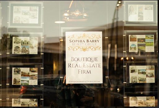 Sophia Barry Realty Group LLC Logo