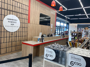 Photo n°5 de Besson Chaussures Villebon à Villebon-sur-Yvette (Fabricant de maroquinerie)