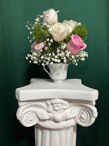 Ariza's Camellia - Thumbnail