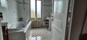 Photo n°5 de Demeures ressourçantes - Le Vallon - Chambres d'hôtes à Saint-Martin-de-Saint-Maixent (Chambre d'hôtes)