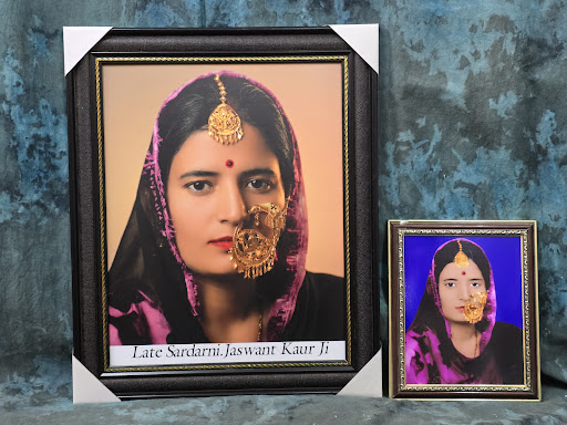 AI-RESTORATION of images with Matte framing available post image
