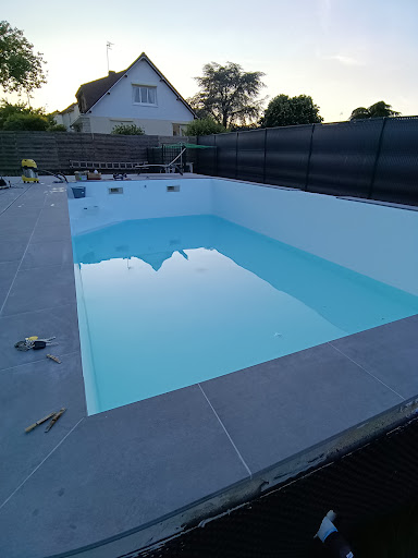 Photo de Aquapooltek piscines spa matériel création installation réparation à Saint-Denis (93200)