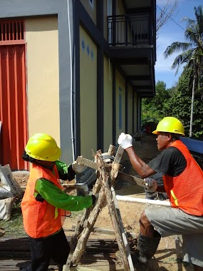 Midwifery Academy Borneo Medistra, Author: Budi Tower