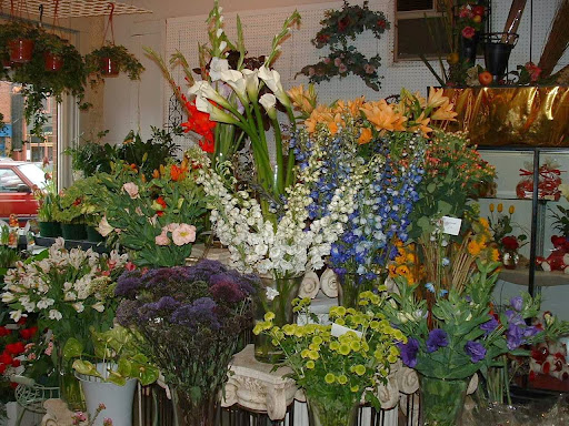 Hearts and Flowers Florist - Thumbnail