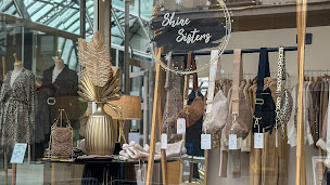 Photo n°9 de Concept Store Shine Sisters by O’pailette à Cholet (Institut de beauté)