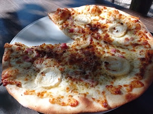 Photo n°5 de LA PIZZA DU ROC -CAMPING LE ROC DEL REY à Belloc (Snack)