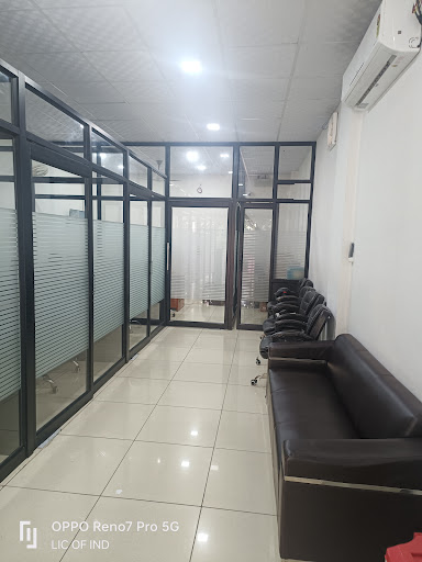 Insurance hub