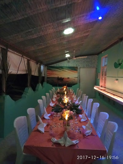 Photos of Caf&eacute; Thin Fah Dhandi