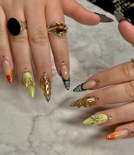 KINGSTON NAILS - Visual