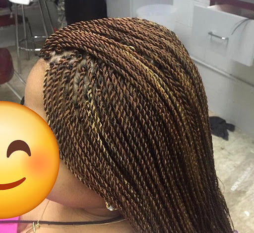 Ogechi African Hair Braiding