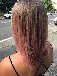 Photo n°26 de Art Coiffure Création à Ambérieu-en-Bugey (Barbier)