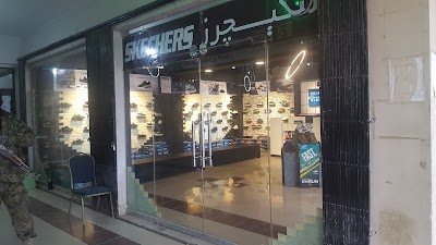 Skechers سکیچر بوټونه