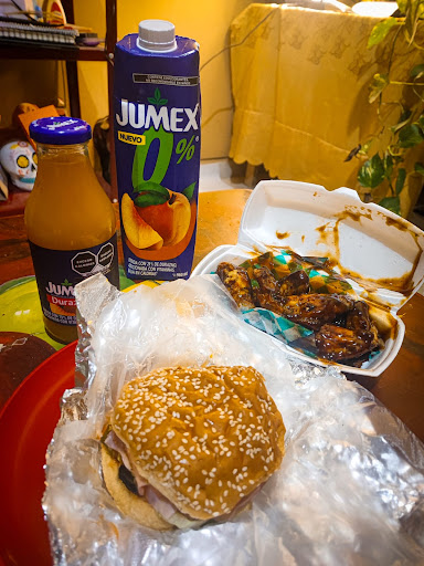 Hamburguesas al carbón LA FLAMA