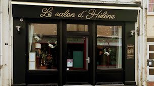 Photo n°1 de Le salon d'Hélène Maître artisan coiffeur à Sainte-Mère-Église (Salon de coiffure)