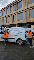 Photo n°4 de CTS Nett et débarras à Paris (Entreprise de nettoyage de vitres)