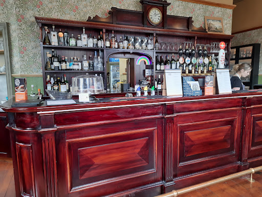 Criterion Hotel Bar & Eatery - Thumbnail