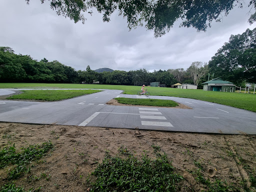Loridan Drive Park - Thumbnail
