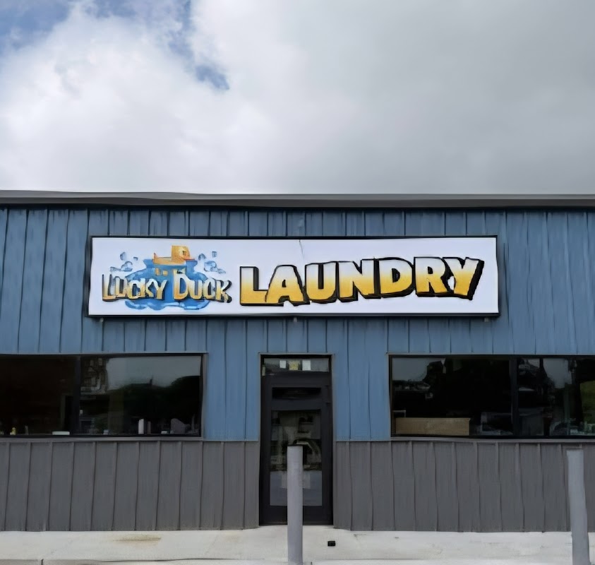 Lucky Duck Laundry LLC storefront and entrance in Grand Island