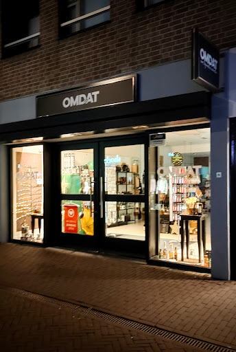 Omdat - Visual