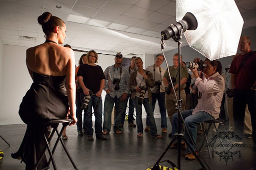 The Shoot Space Logo