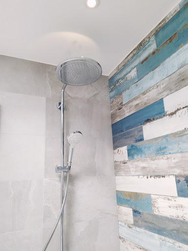 Lomenech, plomberie chauffage et sanitaires - Salle de bain - Thumbnail