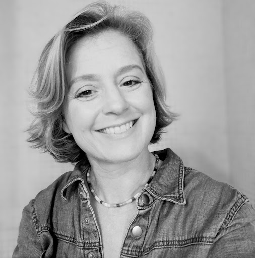 STEPHANIE RAVEAUX