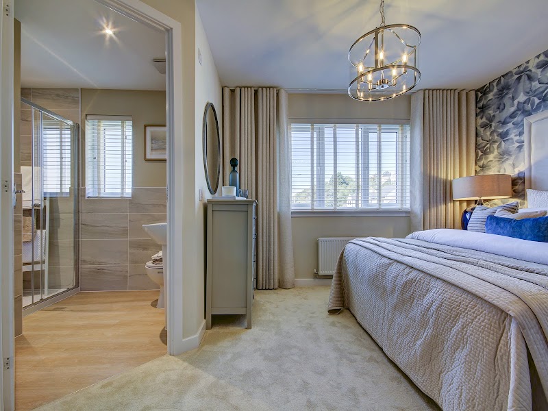 Persimmon Homes Kings Gate photo 3
