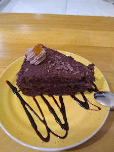 Ukaw (chocolate shop and cafe) 5