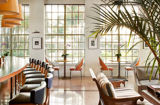 The Piano Bar by null