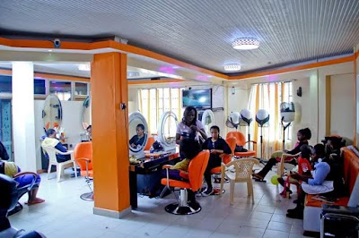 Photos of Wanjau Beauty Salon, Spa and college