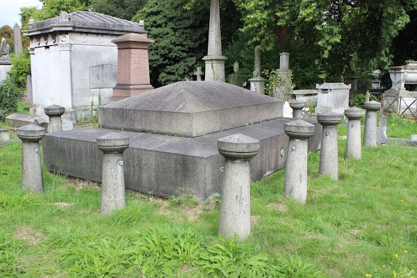 Полотенца на кладбище